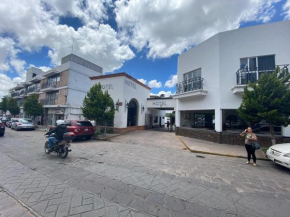 Гостиница Hotel Zacatecas Courts  Сакатекас